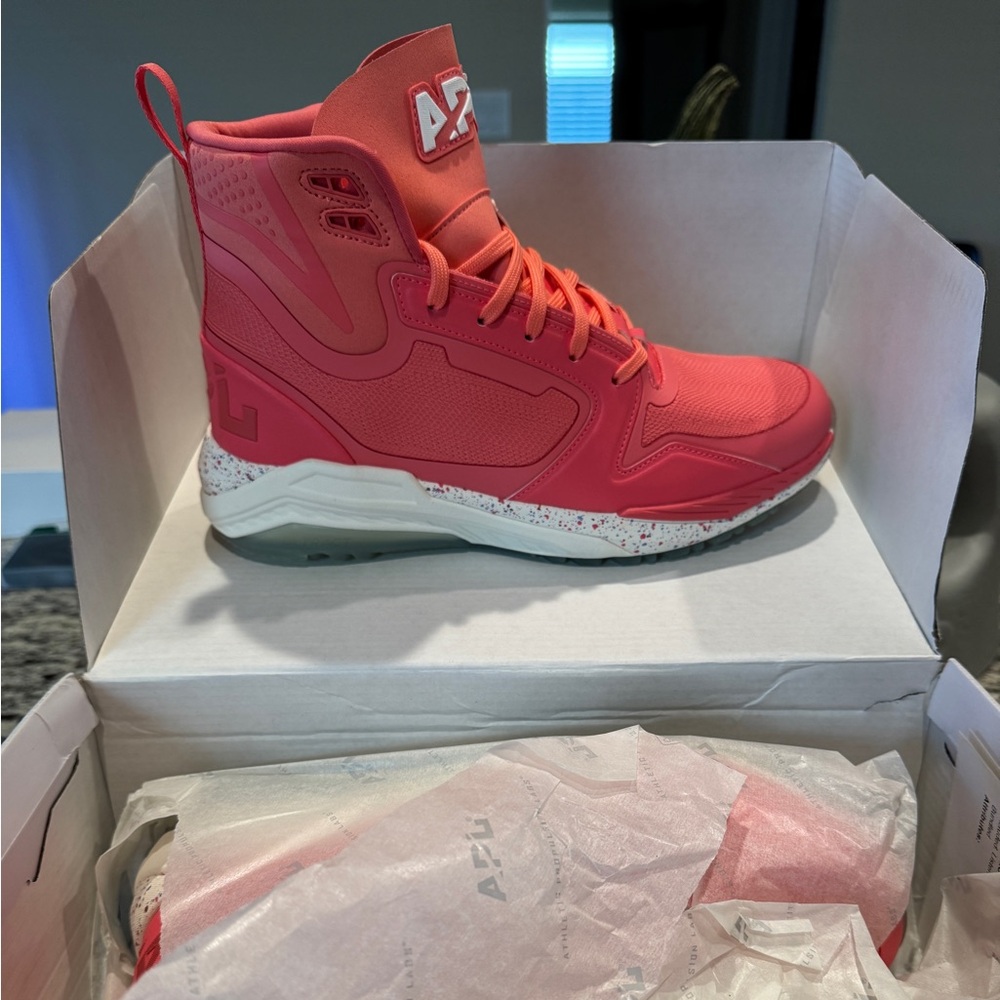 APL Techloom Defender Never Worn